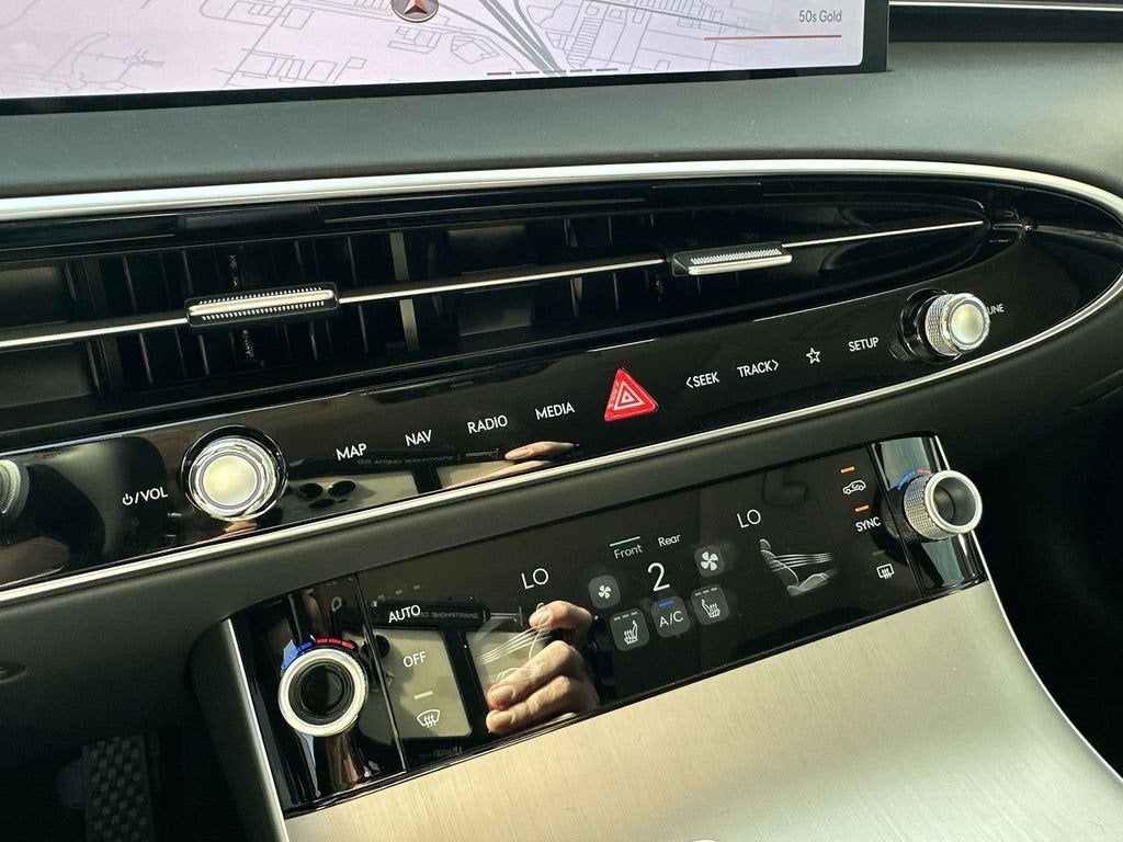 2026 Genesis GV70 2.5T SELECT