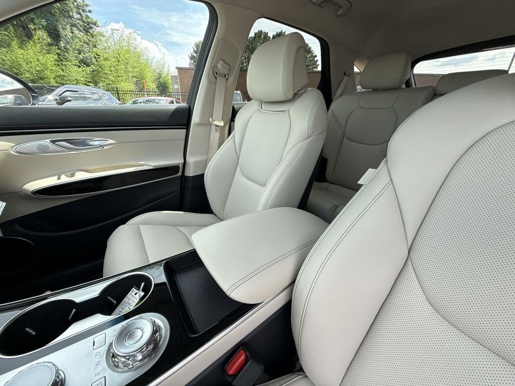 2026 Genesis GV70 2.5T