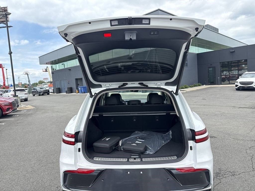 2026 Genesis GV70 2.5T