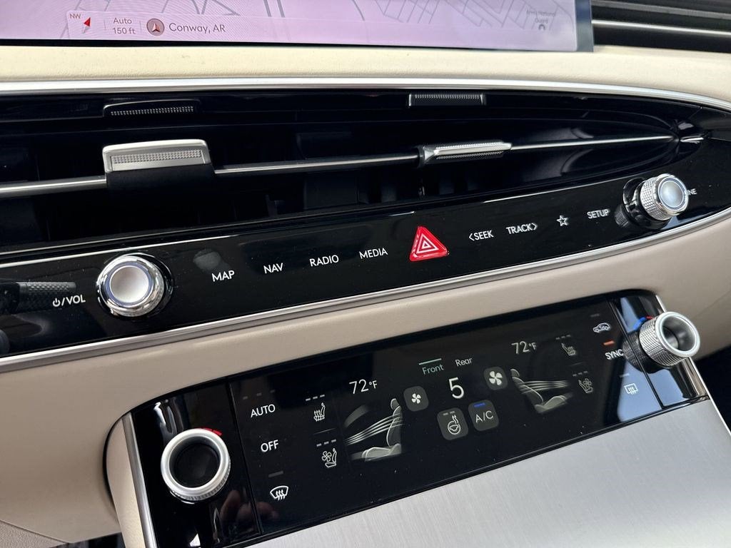 2026 Genesis GV70 2.5T Advanced