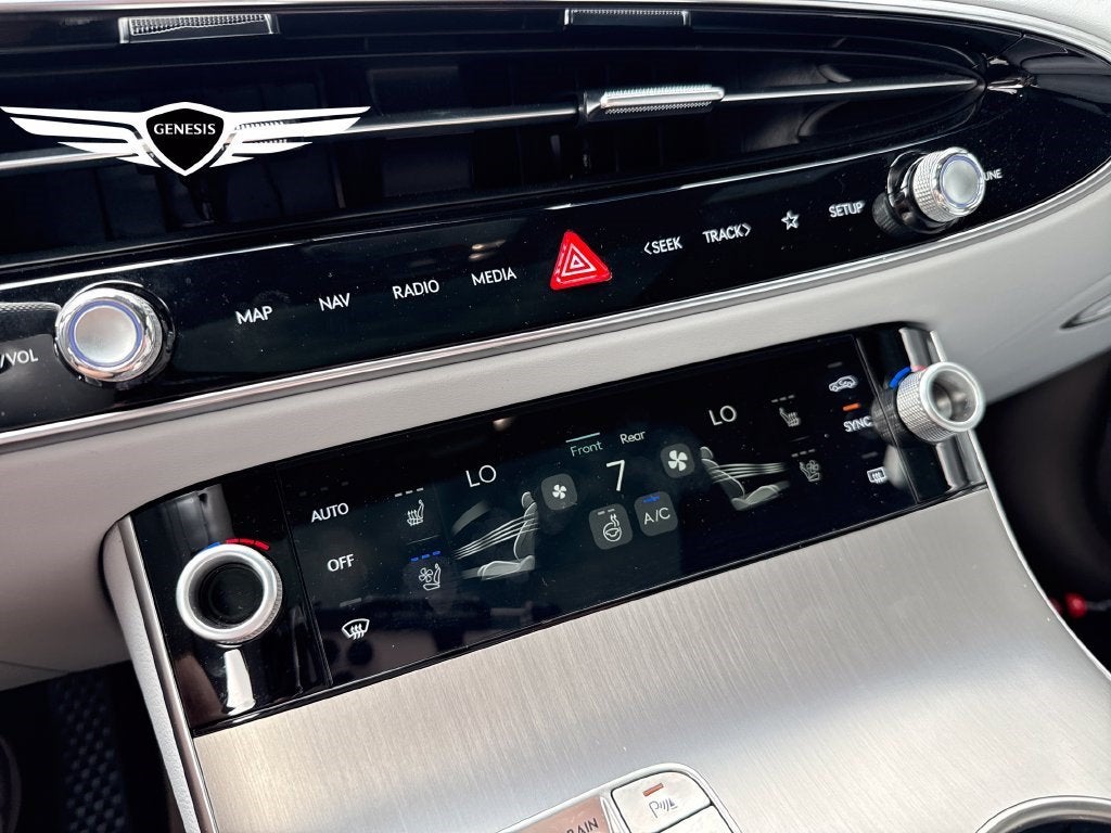 2026 Genesis GV70 2.5T ADVANCED