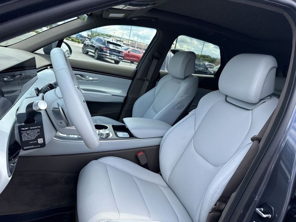 2026 Genesis GV70 2.5T Advanced