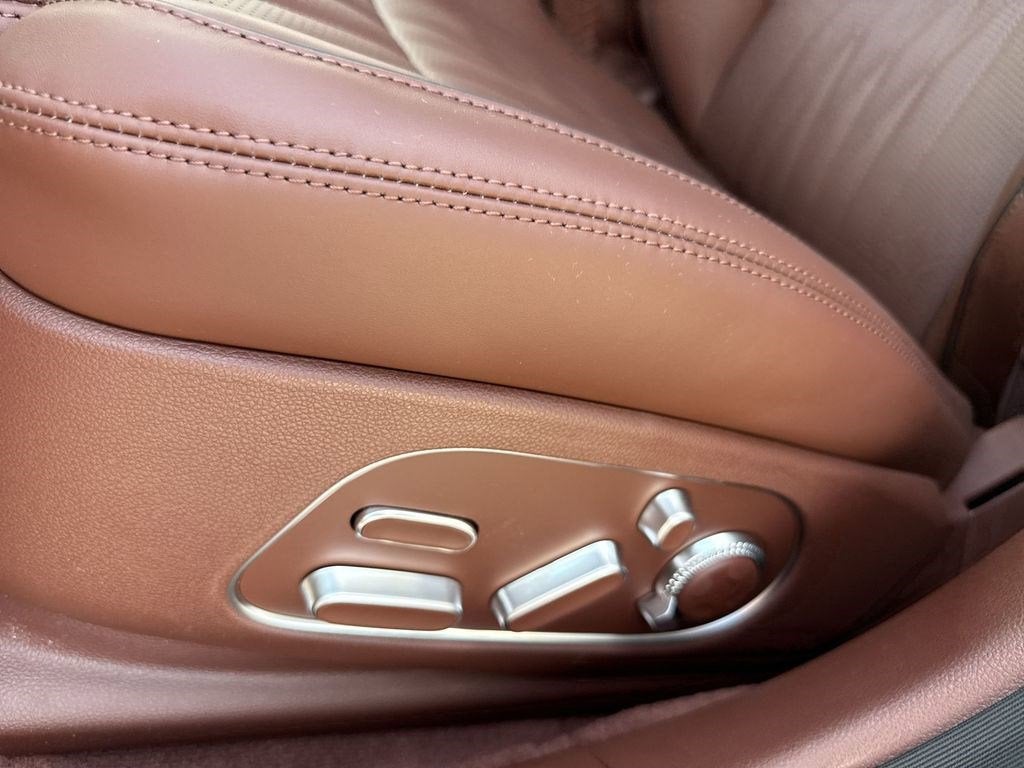 2026 Genesis G90 3.5T E-SC MHEV