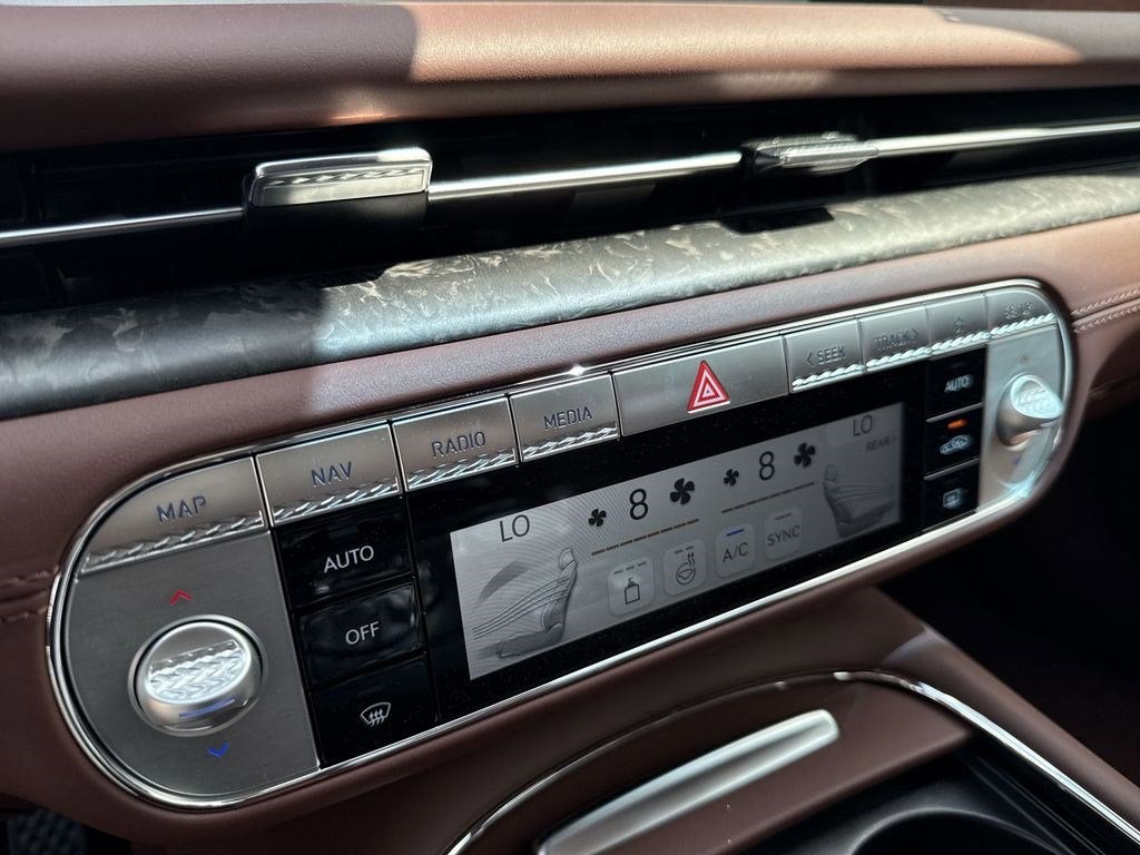 2026 Genesis G90 3.5T E-SC MHEV