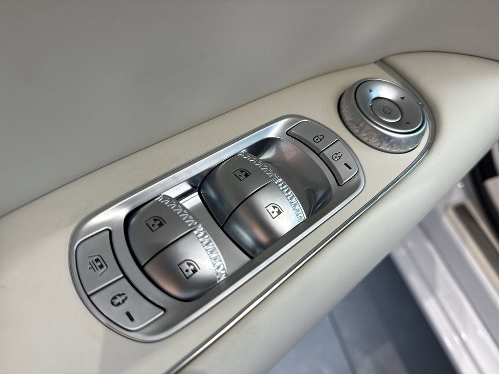 2026 Genesis G90 3.5T e-SC
