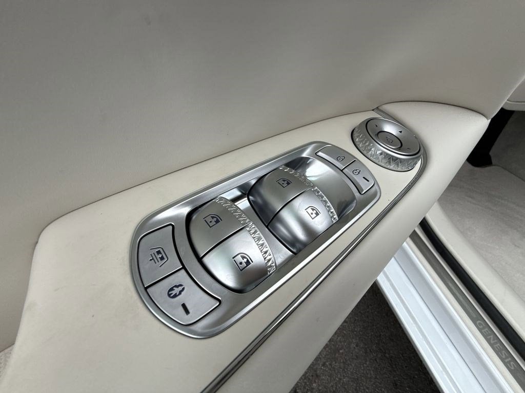 2026 Genesis G90 3.5T e-SC