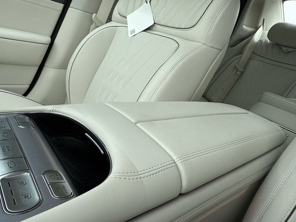 2026 Genesis G90 3.5T e-SC