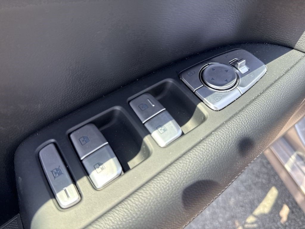 2026 Genesis G70 2.5T