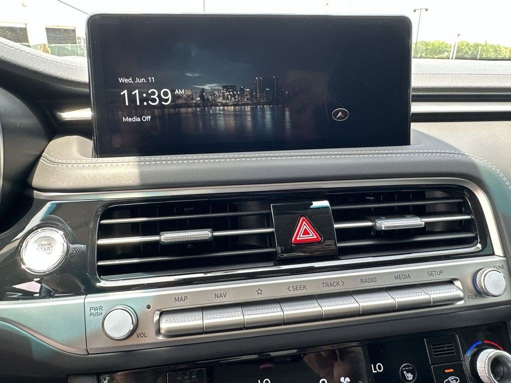 2026 Genesis G70 2.5T PRESTIGE