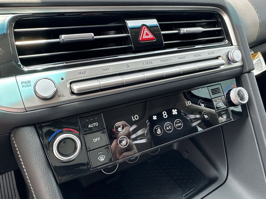 2026 Genesis G70 2.5T PRESTIGE