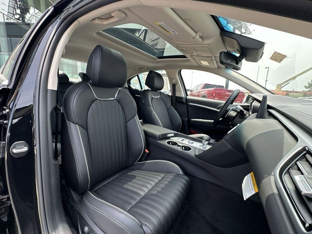 2026 Genesis G70 2.5T PRESTIGE
