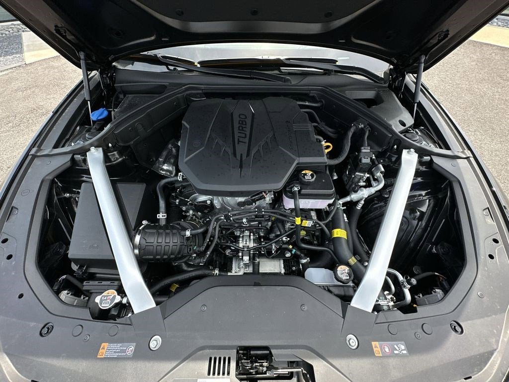 2026 Genesis G70 2.5T PRESTIGE