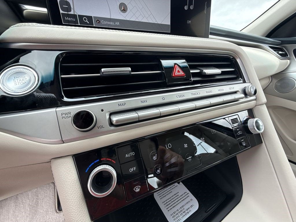 2026 Genesis G70 2.5T Prestige