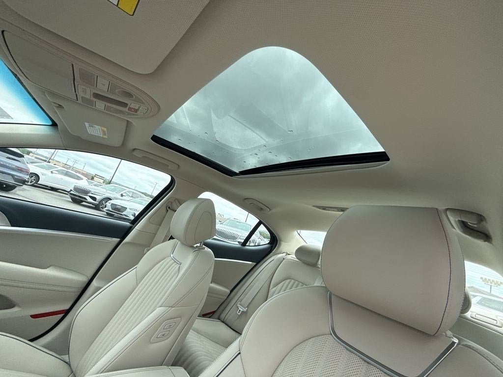 2026 Genesis G70 2.5T Prestige