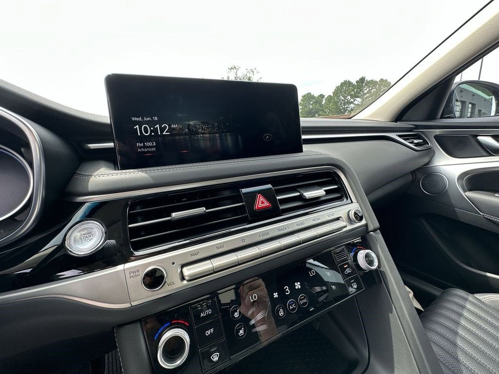 2026 Genesis G70 2.5T PRESTIGE