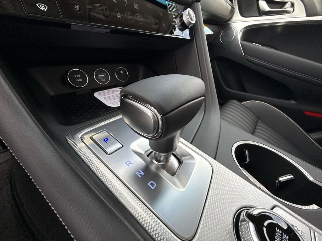 2026 Genesis G70 2.5T Prestige
