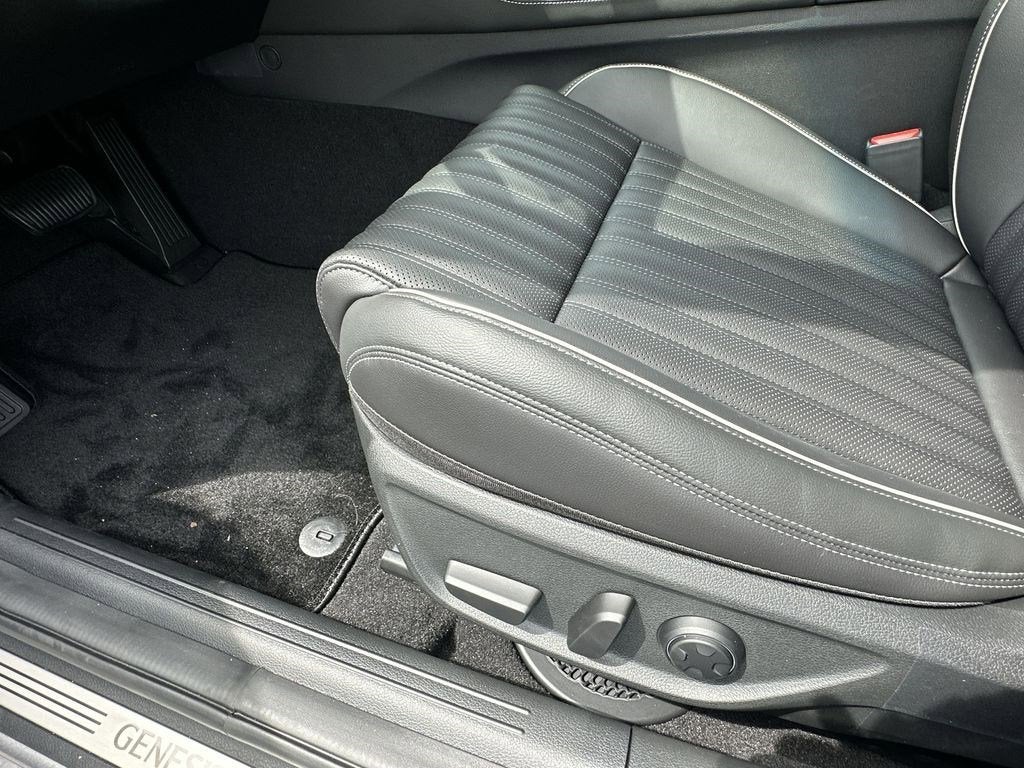 2026 Genesis G70 2.5T PRESTIGE