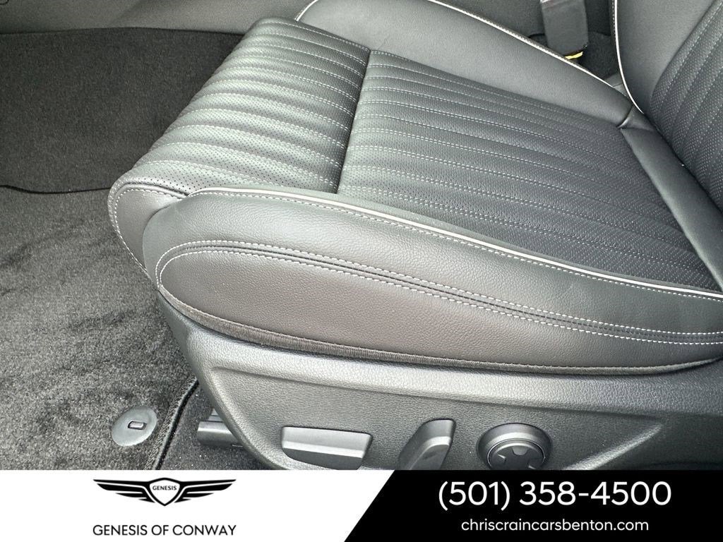 2026 Genesis G70 2.5T PRESTIGE