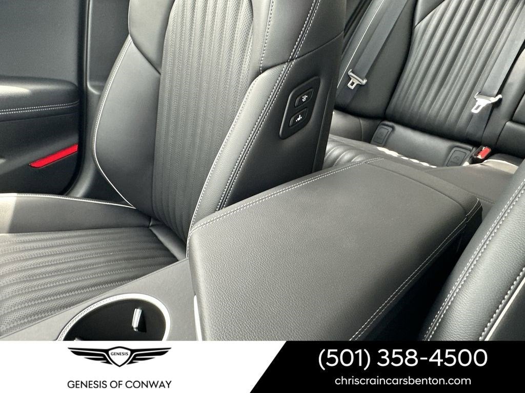 2026 Genesis G70 2.5T PRESTIGE