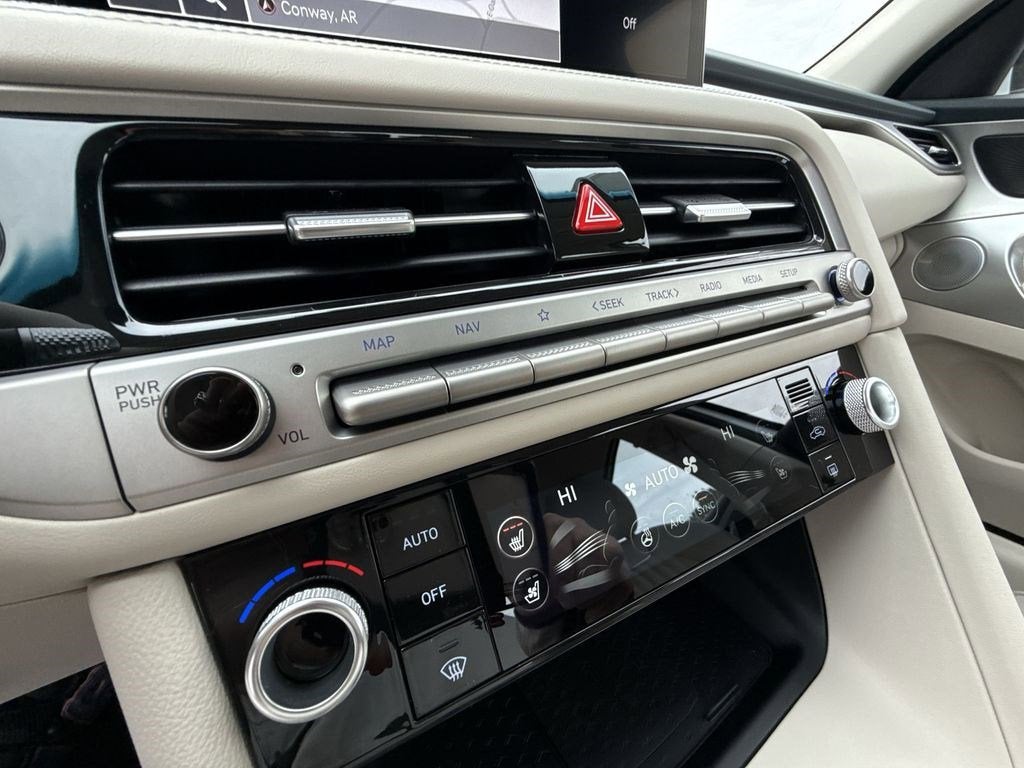 2026 Genesis G70 2.5T Prestige