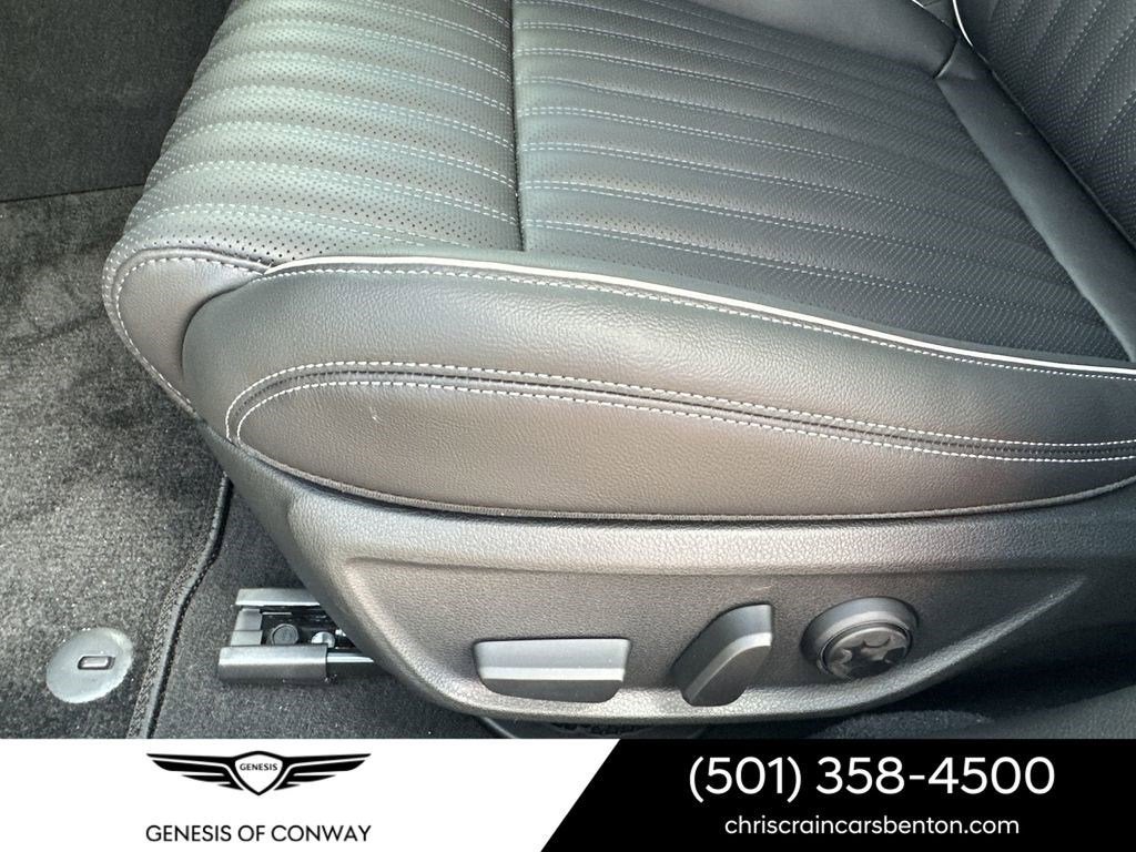 2026 Genesis G70 2.5T PRESTIGE