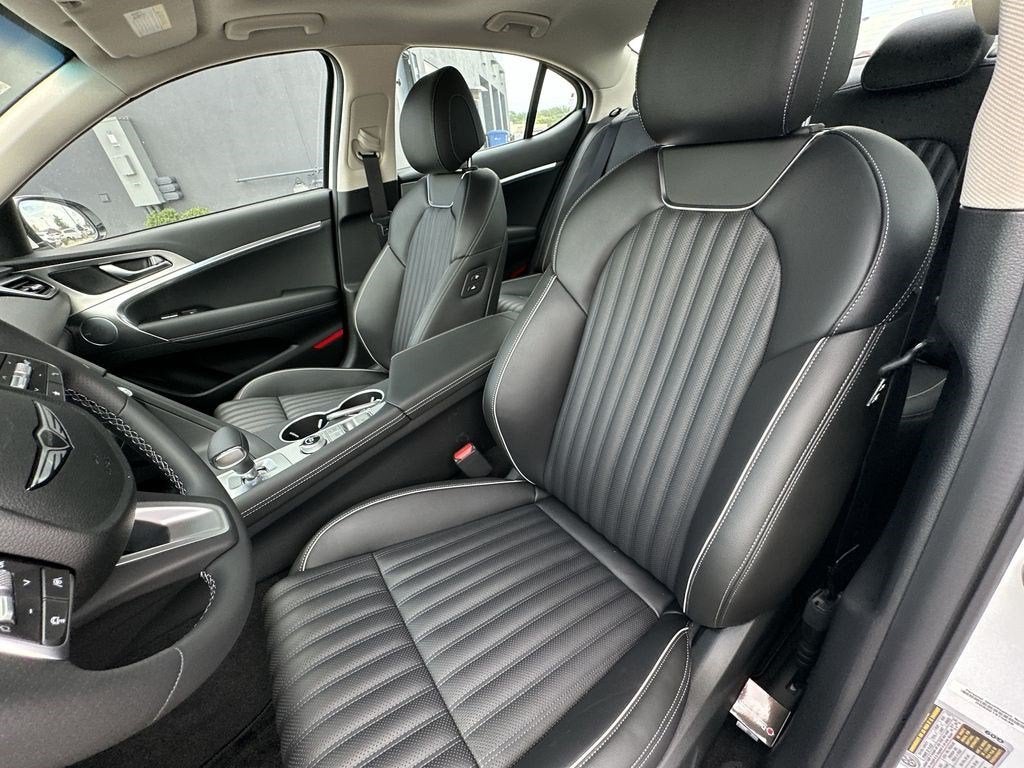 2026 Genesis G70 2.5T PRESTIGE