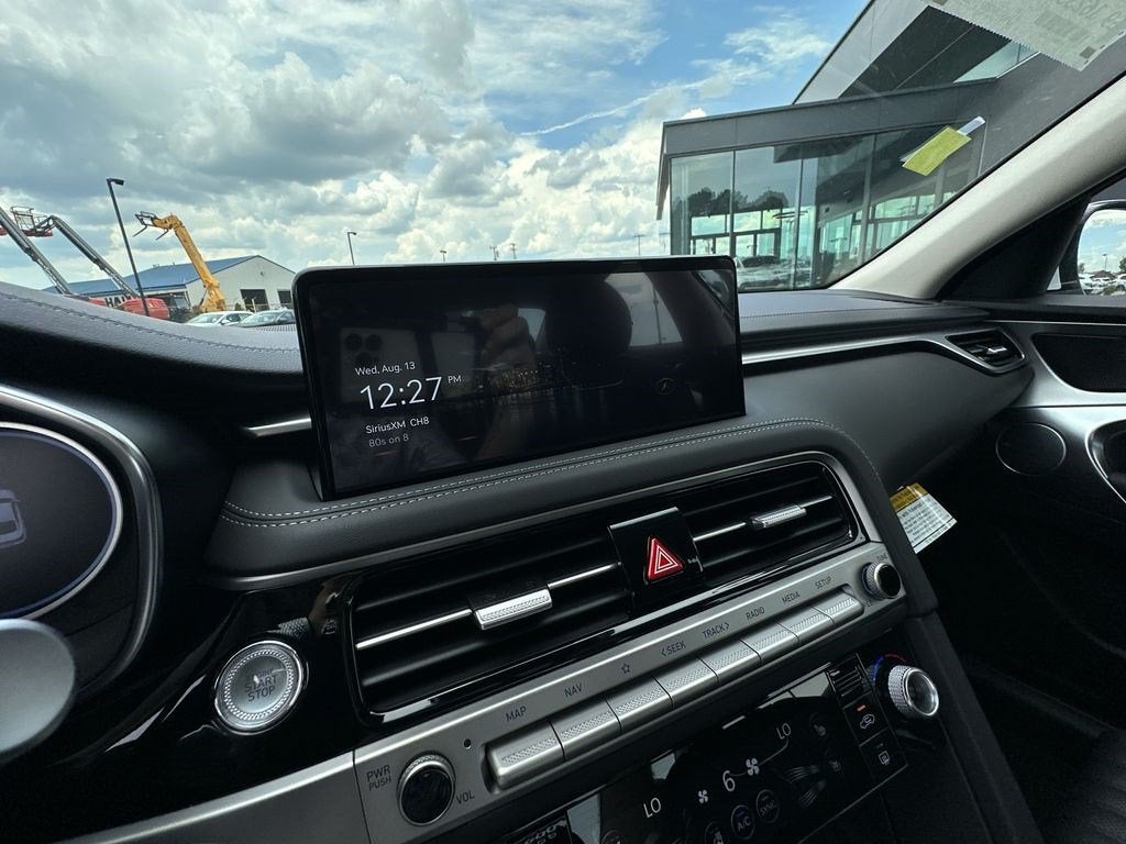 2026 Genesis G70 2.5T PRESTIGE