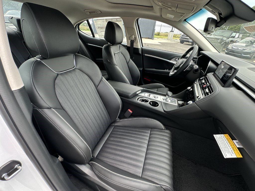 2026 Genesis G70 2.5T PRESTIGE