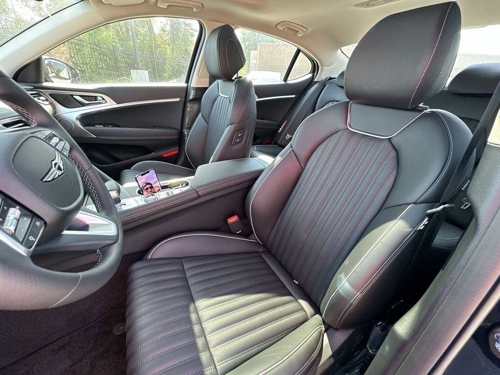 2026 Genesis G70 2.5T PRESTIGE