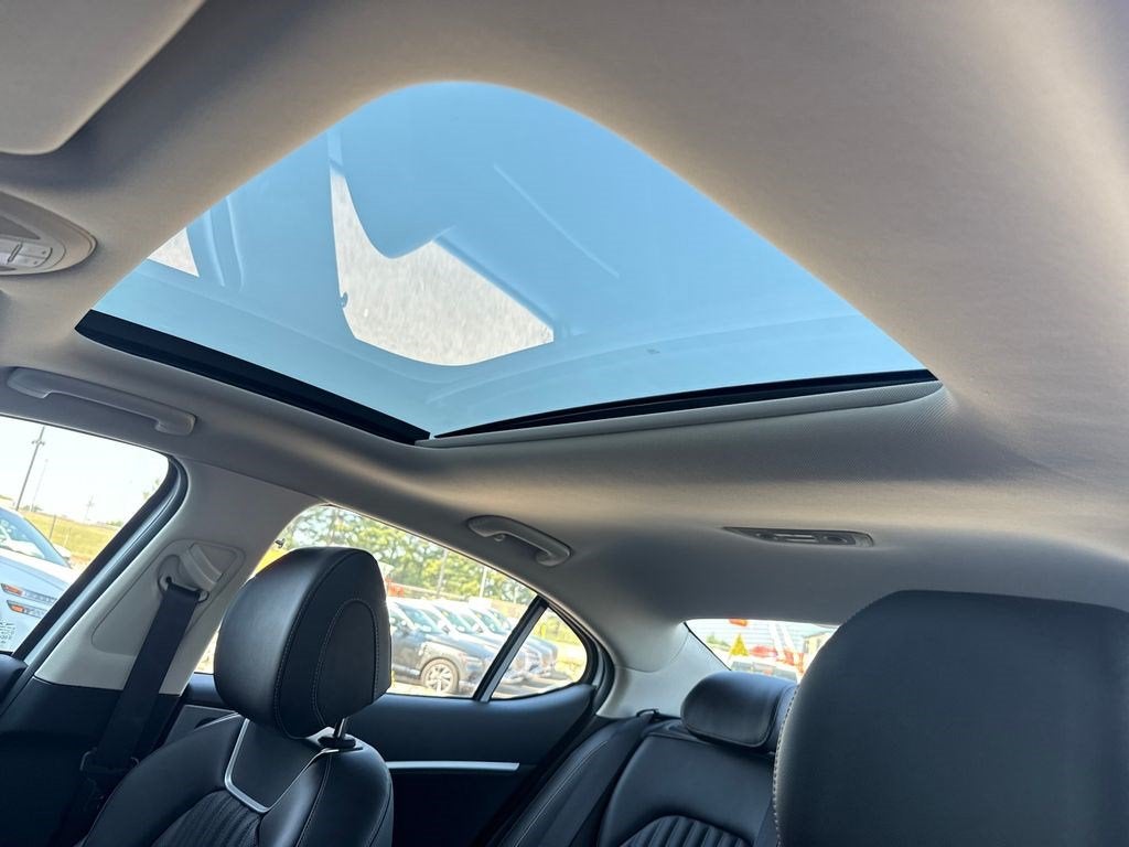 2026 Genesis G70 2.5T PRESTIGE