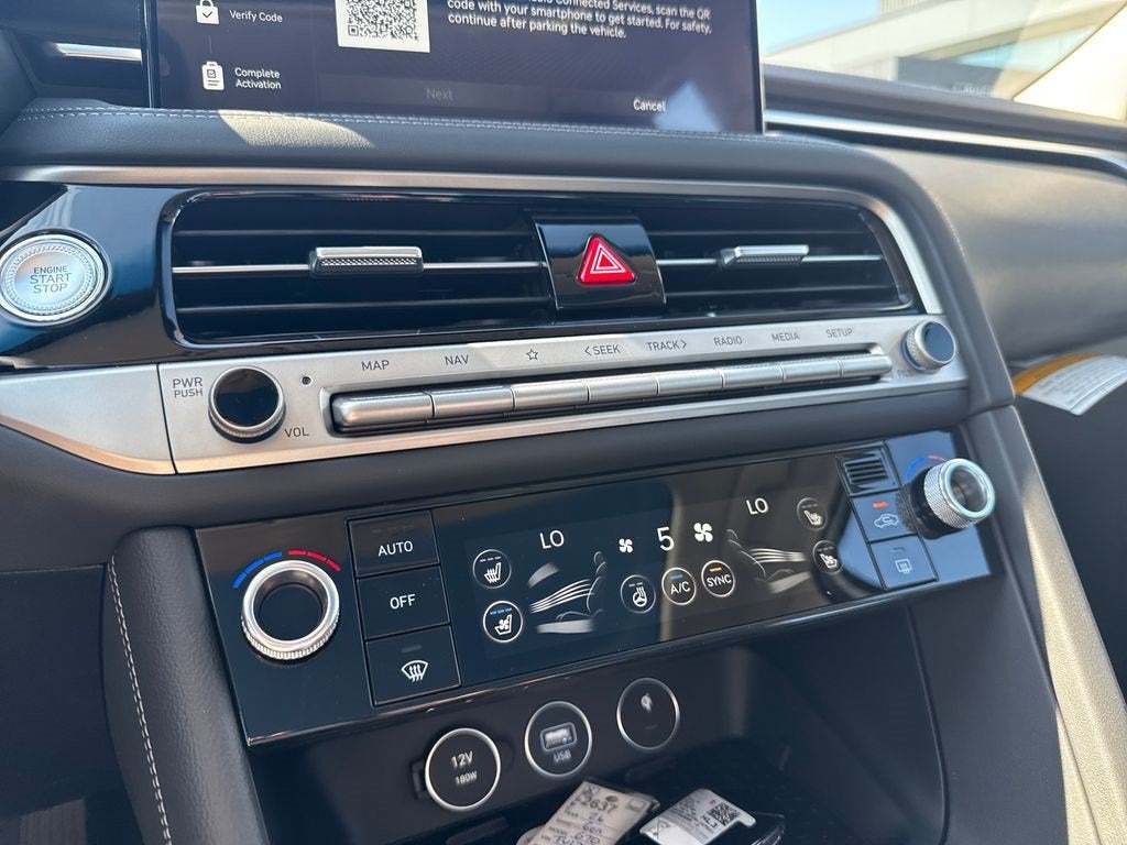 2026 Genesis G70 2.5T PRESTIGE