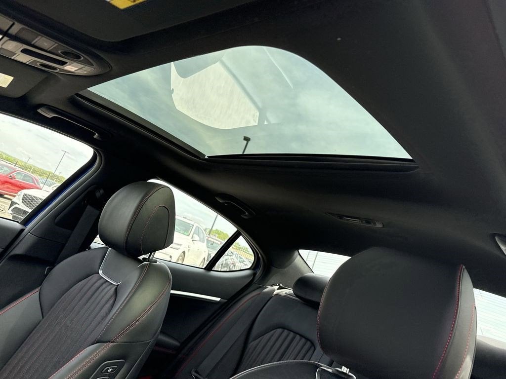 2026 Genesis G70 3.3T Sport Prestige