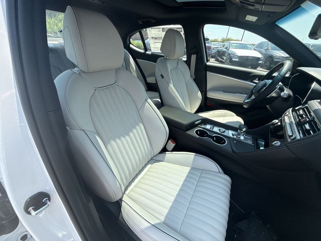 2026 Genesis G70 3.3T SPORT PRESTIGE