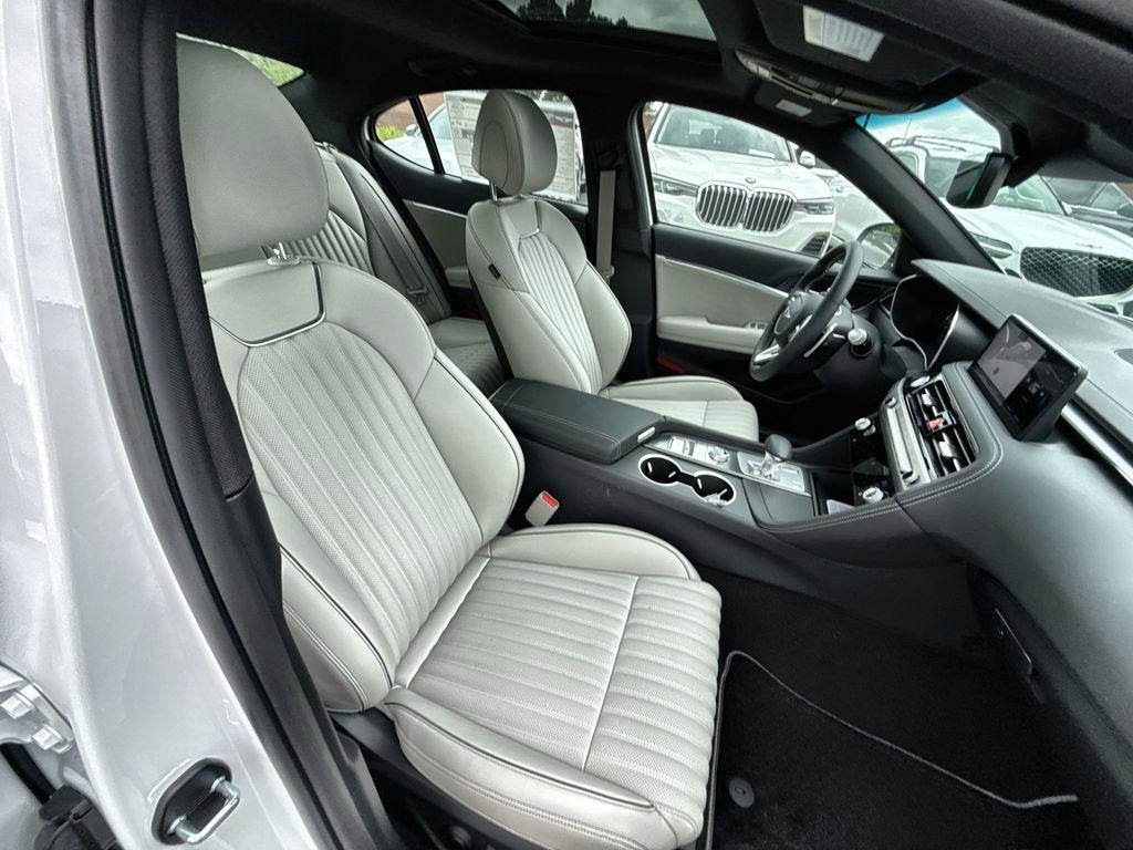 2026 Genesis G70 3.3T Sport Prestige