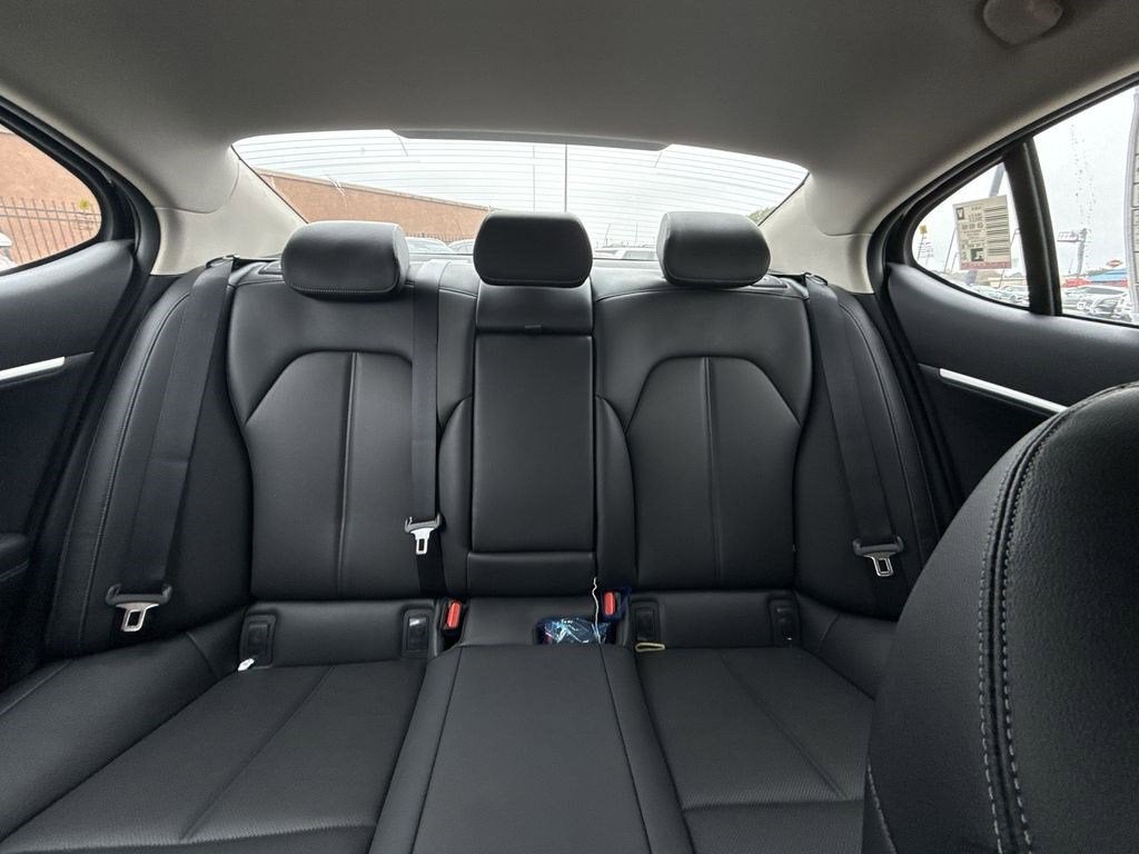 2026 Genesis G70 2.5T