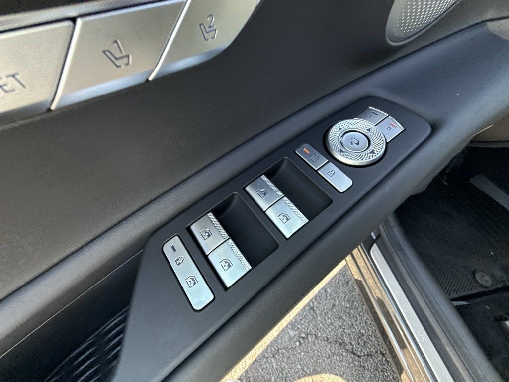 2027 Genesis GV80 2.5T PRESTIGE