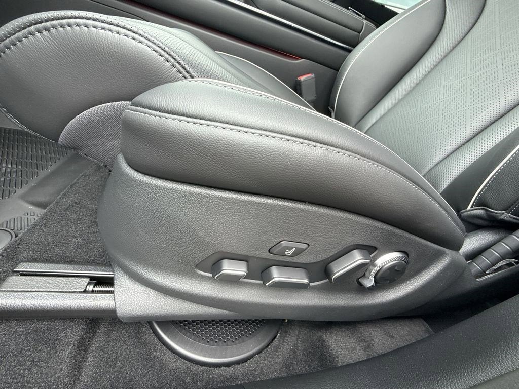2026 Genesis GV80 2.5T Prestige