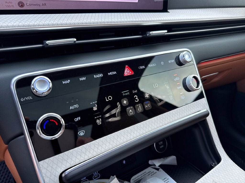 2027 Genesis GV80 2.5T PRESTIGE