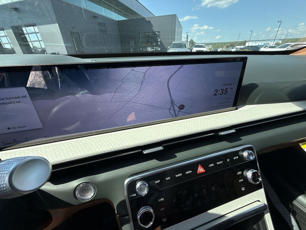 2027 Genesis GV80 2.5T PRESTIGE