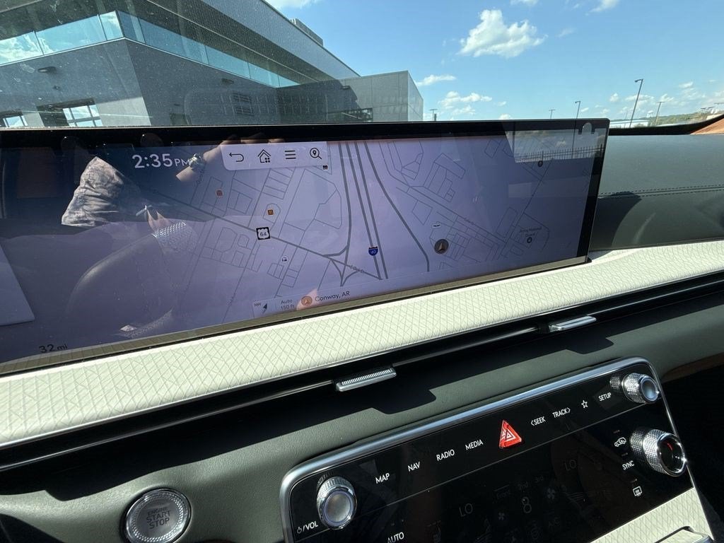 2027 Genesis GV80 2.5T PRESTIGE
