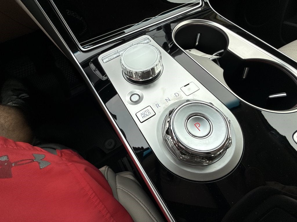 2027 Genesis GV80 2.5T
