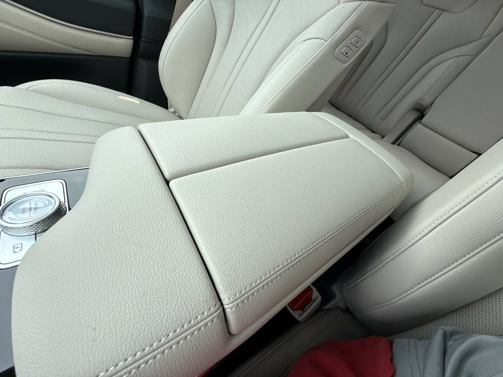 2027 Genesis GV80 2.5T