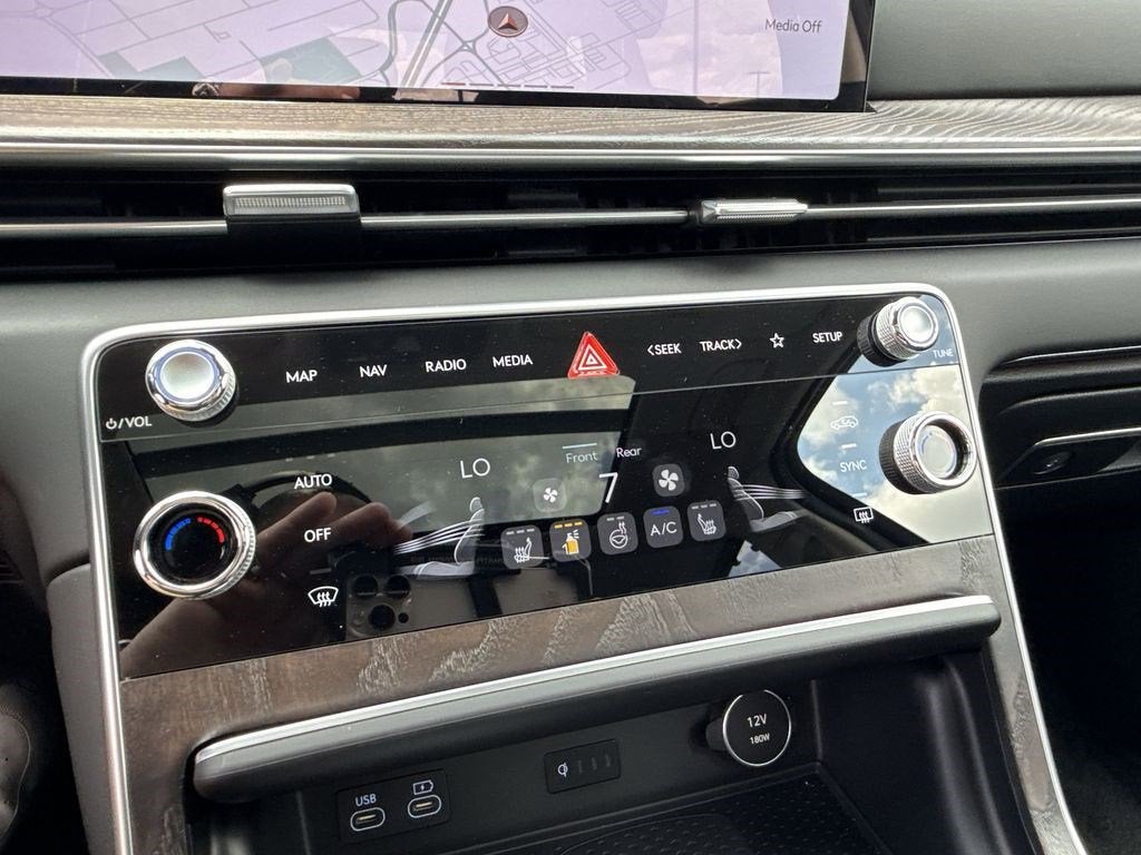2026 Genesis GV80 2.5T