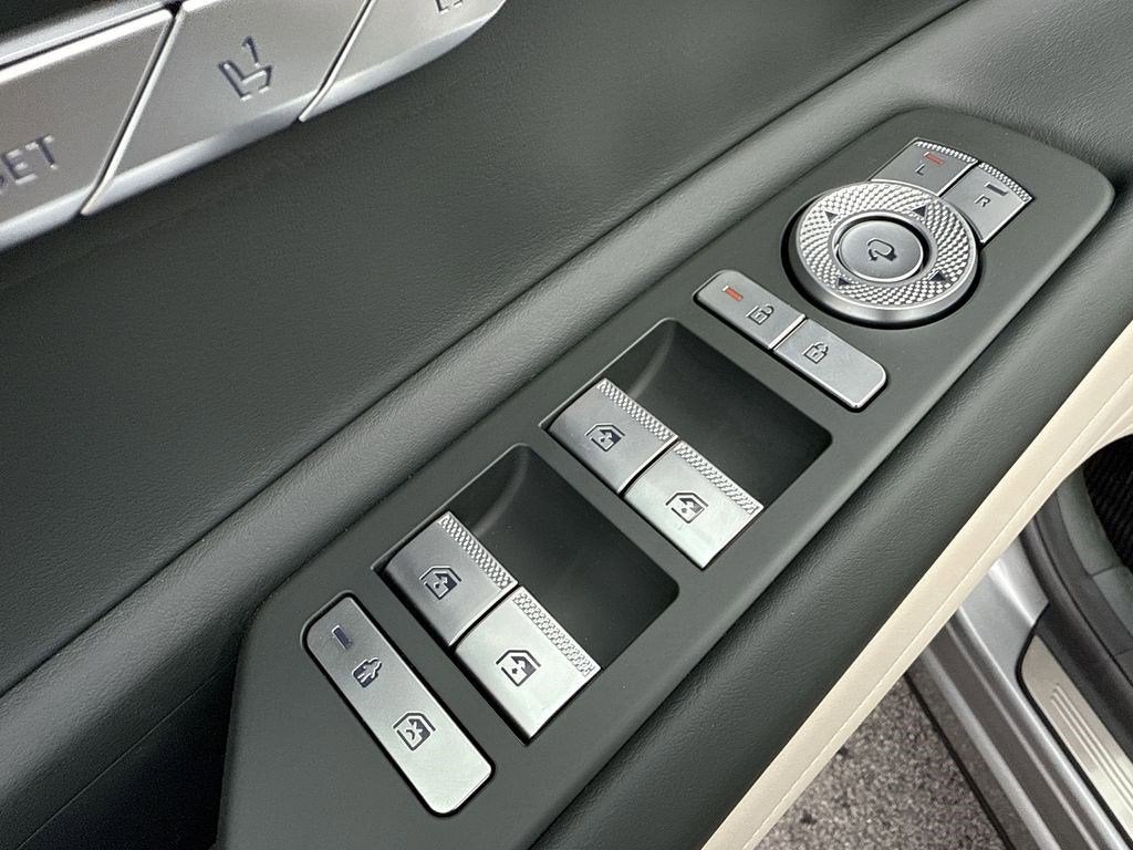 2026 Genesis GV80 2.5T