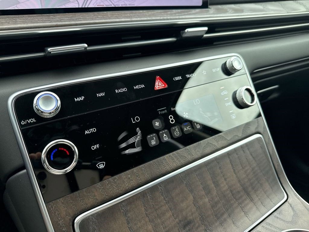 2026 Genesis GV80 2.5T
