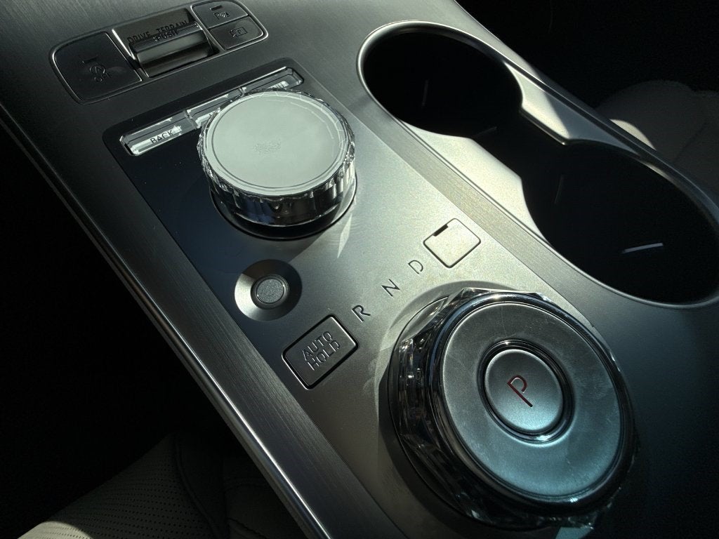 2027 Genesis GV70 2.5T SELECT