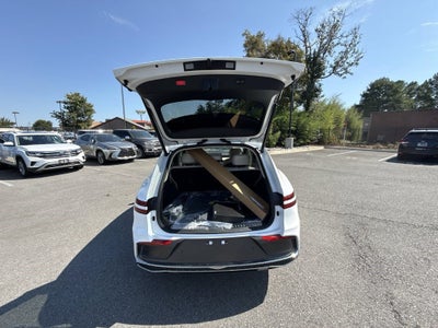 2027 Genesis GV70 2.5T SELECT