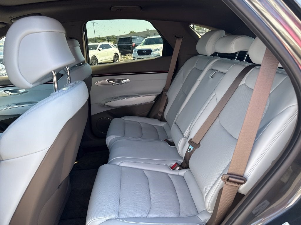 2027 Genesis GV70 2.5T ADVANCED