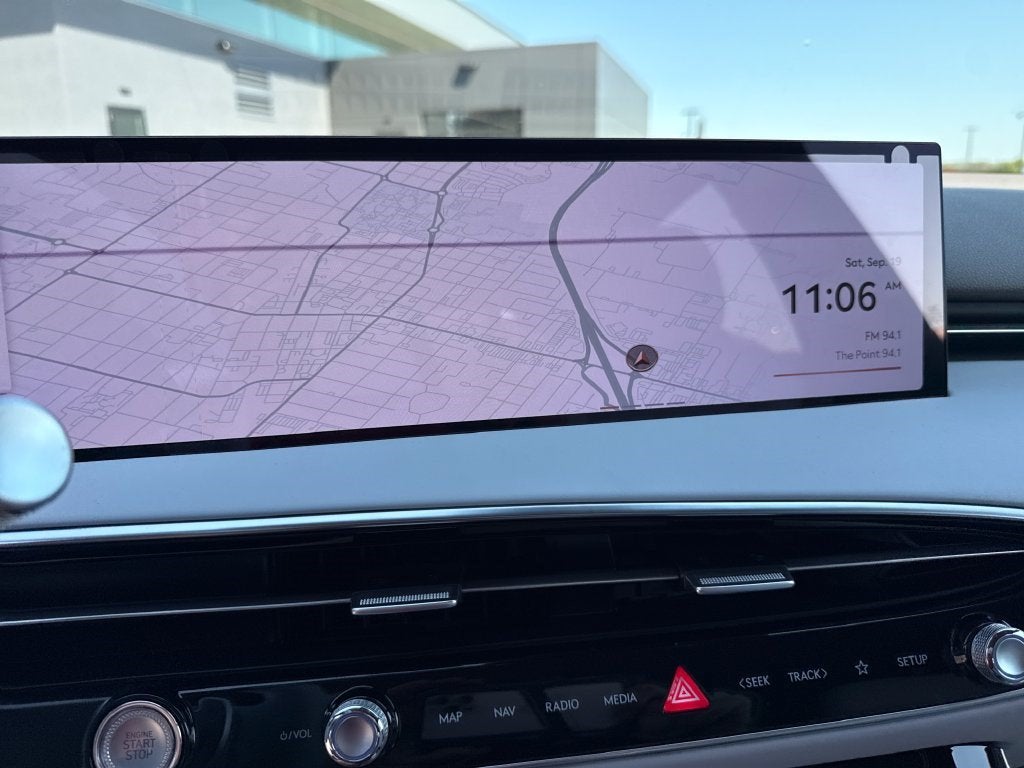2027 Genesis GV70 2.5T ADVANCED
