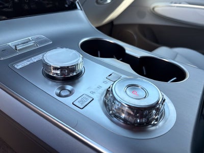 2027 Genesis GV70 2.5T ADVANCED